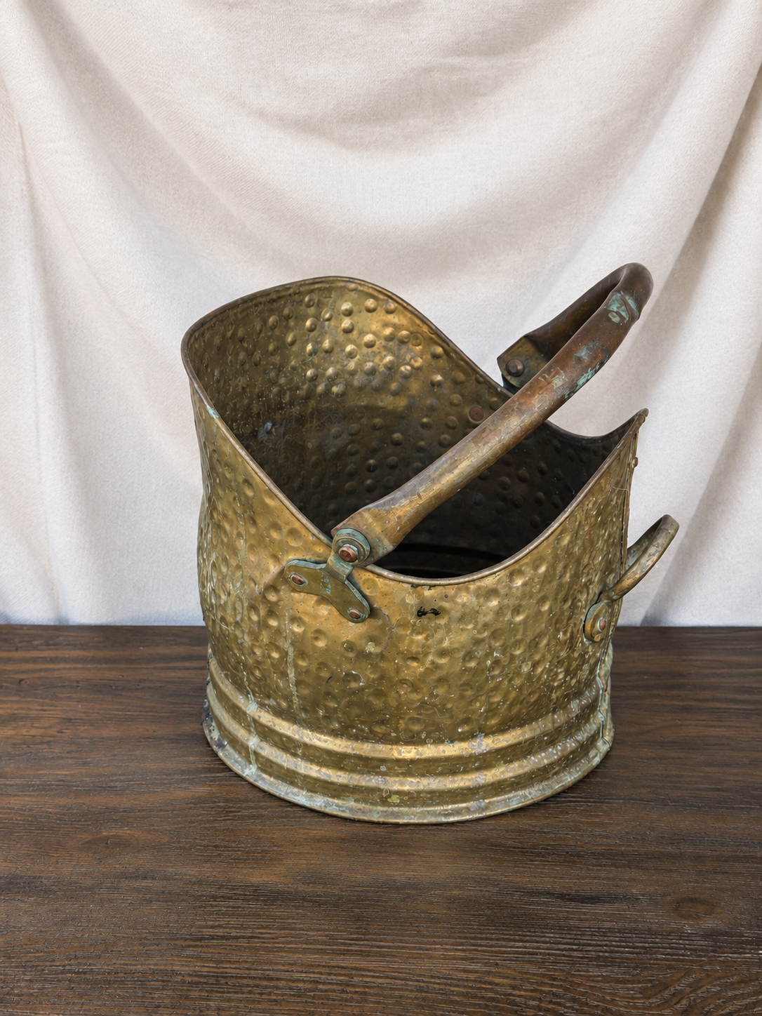 English Hammered Brass Coal Scuttle / Bucket photo 2