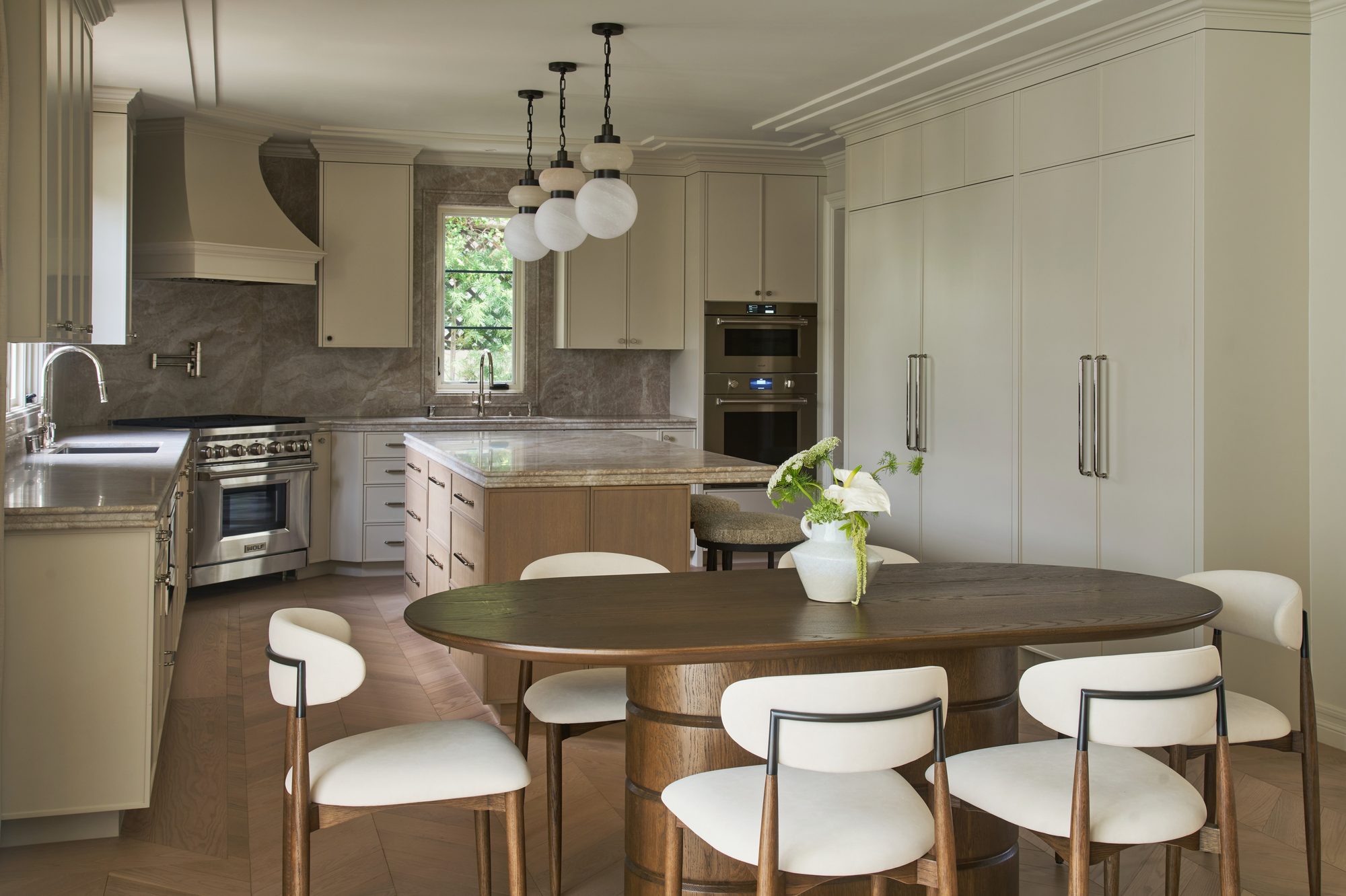 Casa Marfil kitchen and dining area