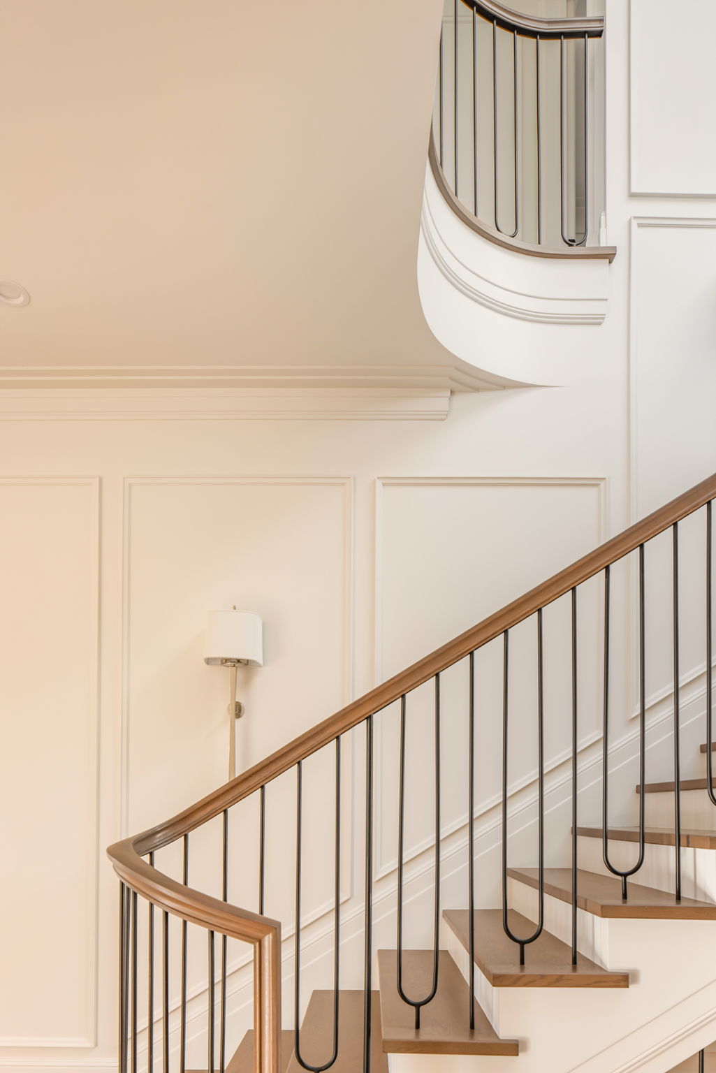 The Magnolia House staircase upper curve detail