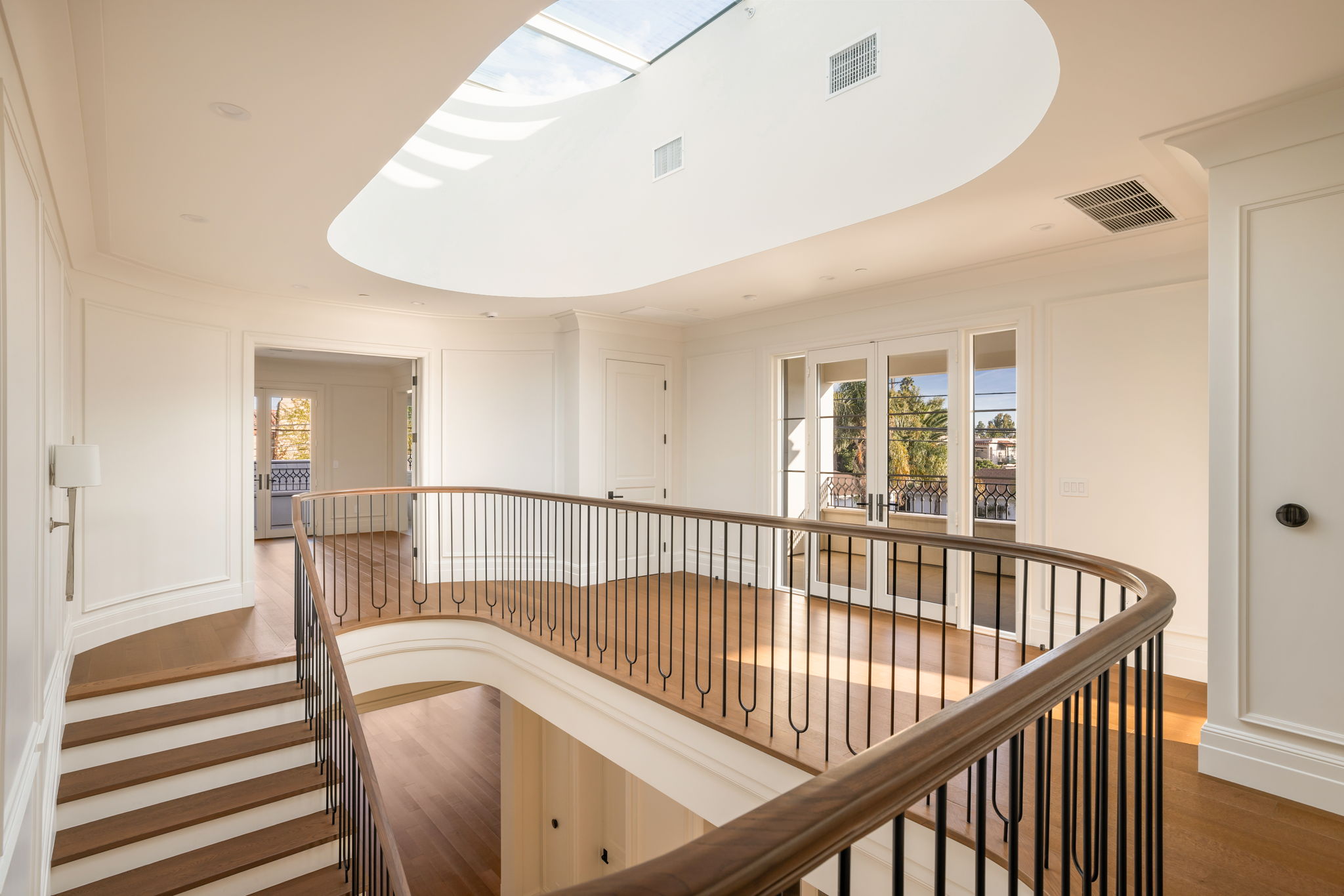 The Magnolia House upstairs landing with oval skylight